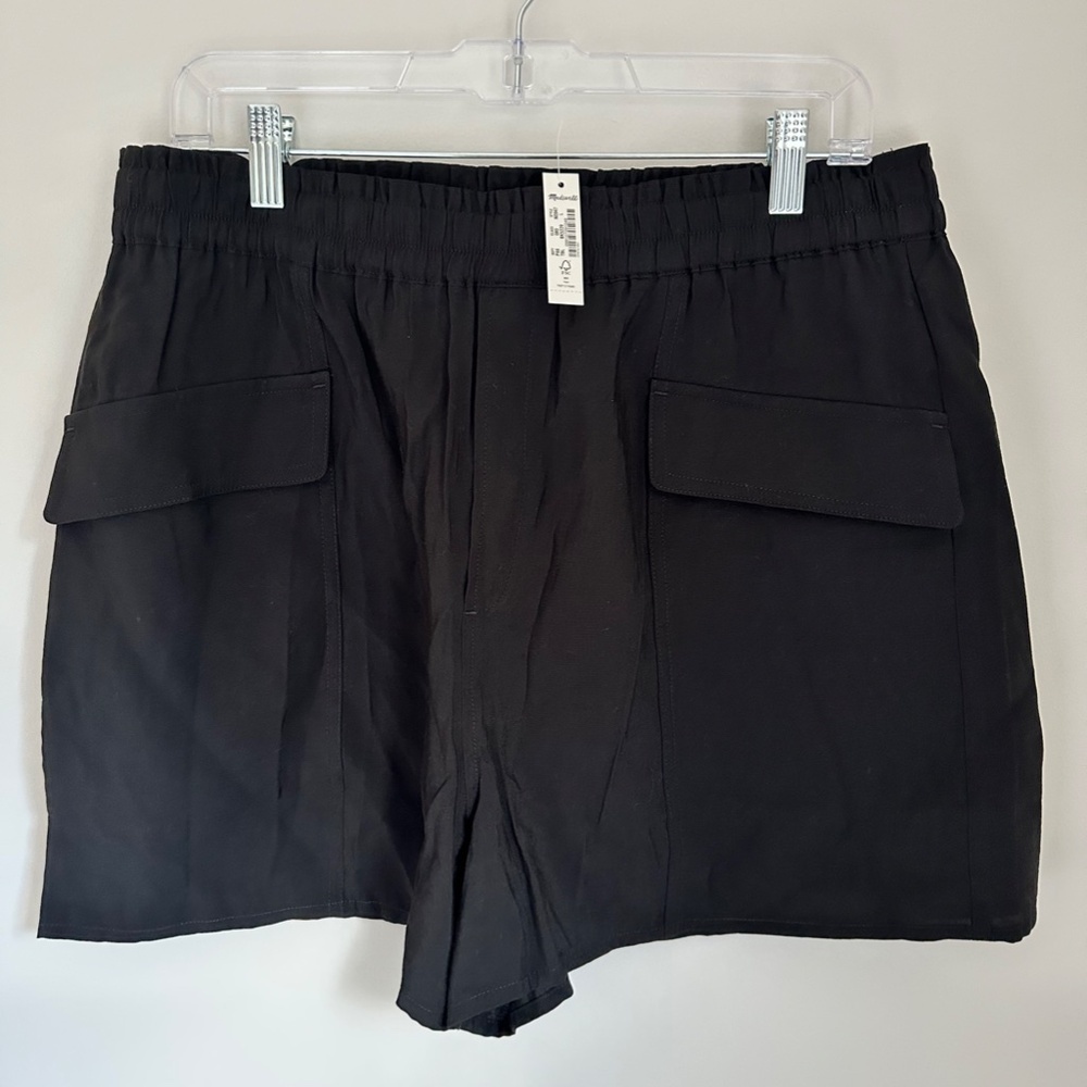 Madewell Black Shorts Women’s Large NWT Front Pocket Casual